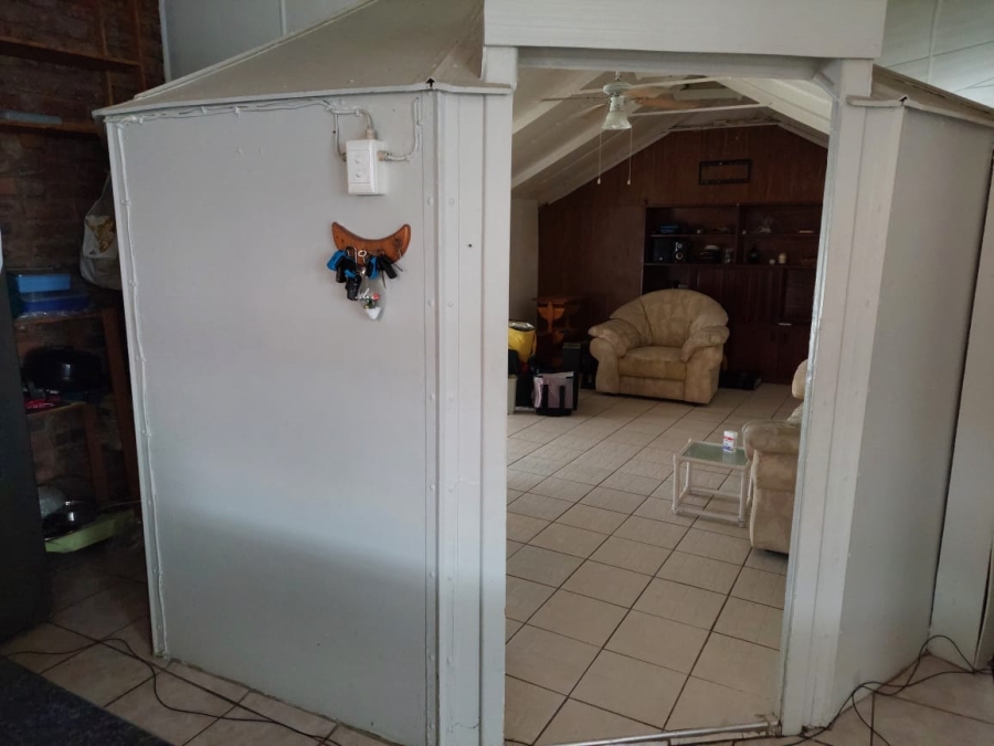 4 Bedroom Property for Sale in Christmas Rock Eastern Cape